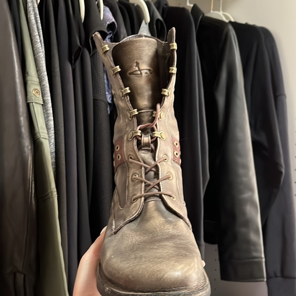 Leather Boots - Picture 3 of 4